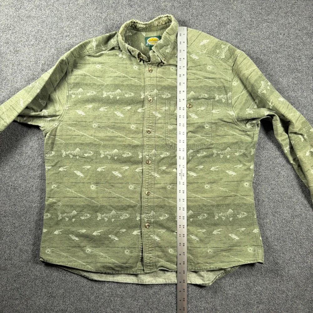 Cabelas Fishing Shirt Green Trout Fly Rod Mens XL Cotton Button Up Made in Peru